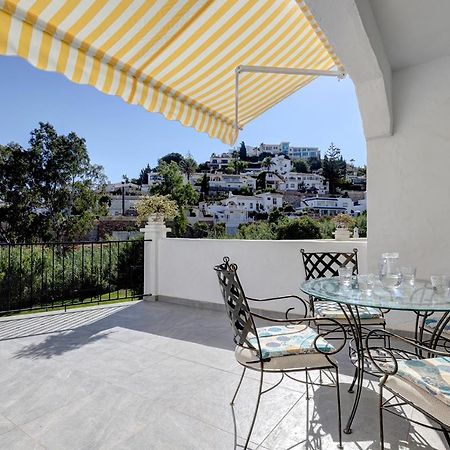Quaint 2 Bedroom Townhouse With Pool Close To Sea! Benalmádena Eksteriør bilde